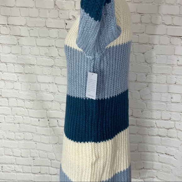 Nordstrom Sweater Dress - Picture 11 of 14